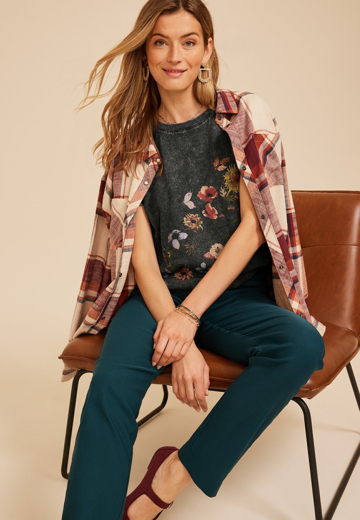 Trailing Floral Classic Fit Graphic Tee
