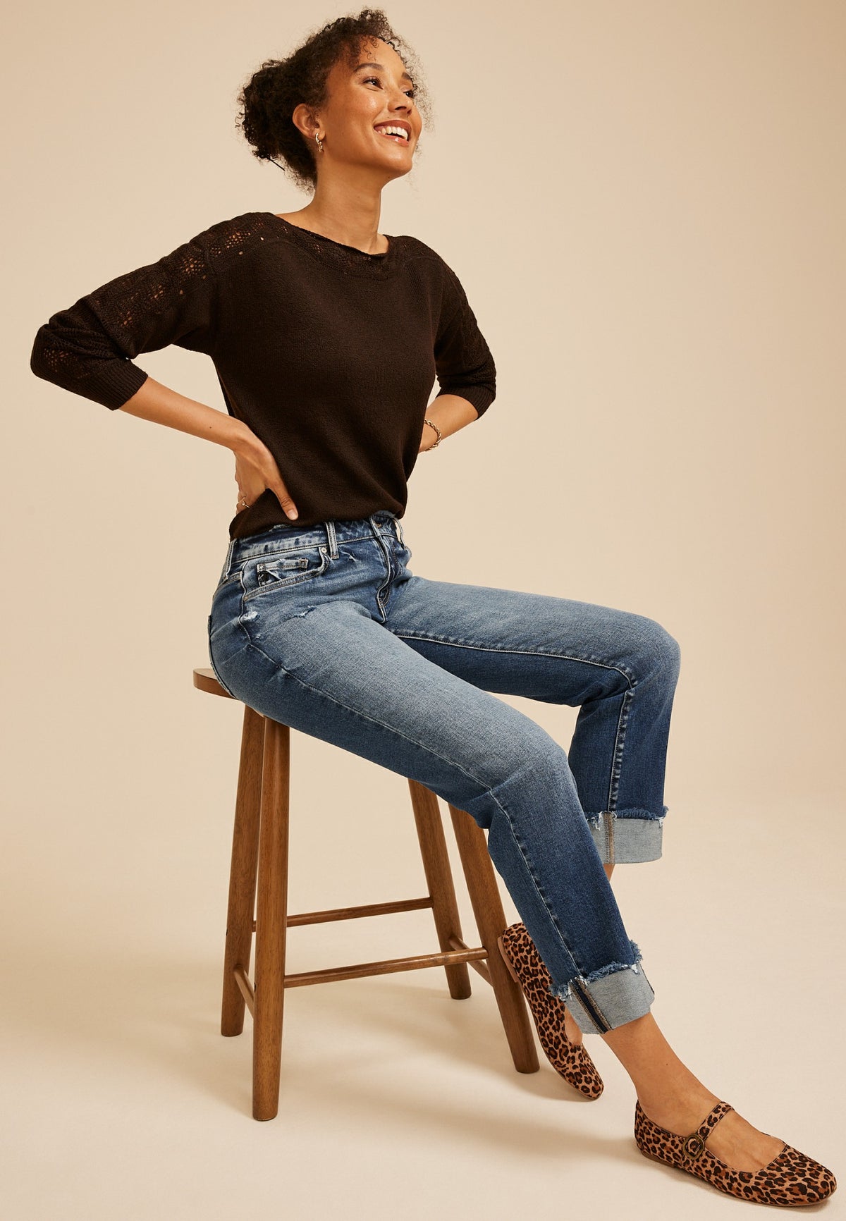 KanCan™ Mid Rise Fray Waist Straight Jeans