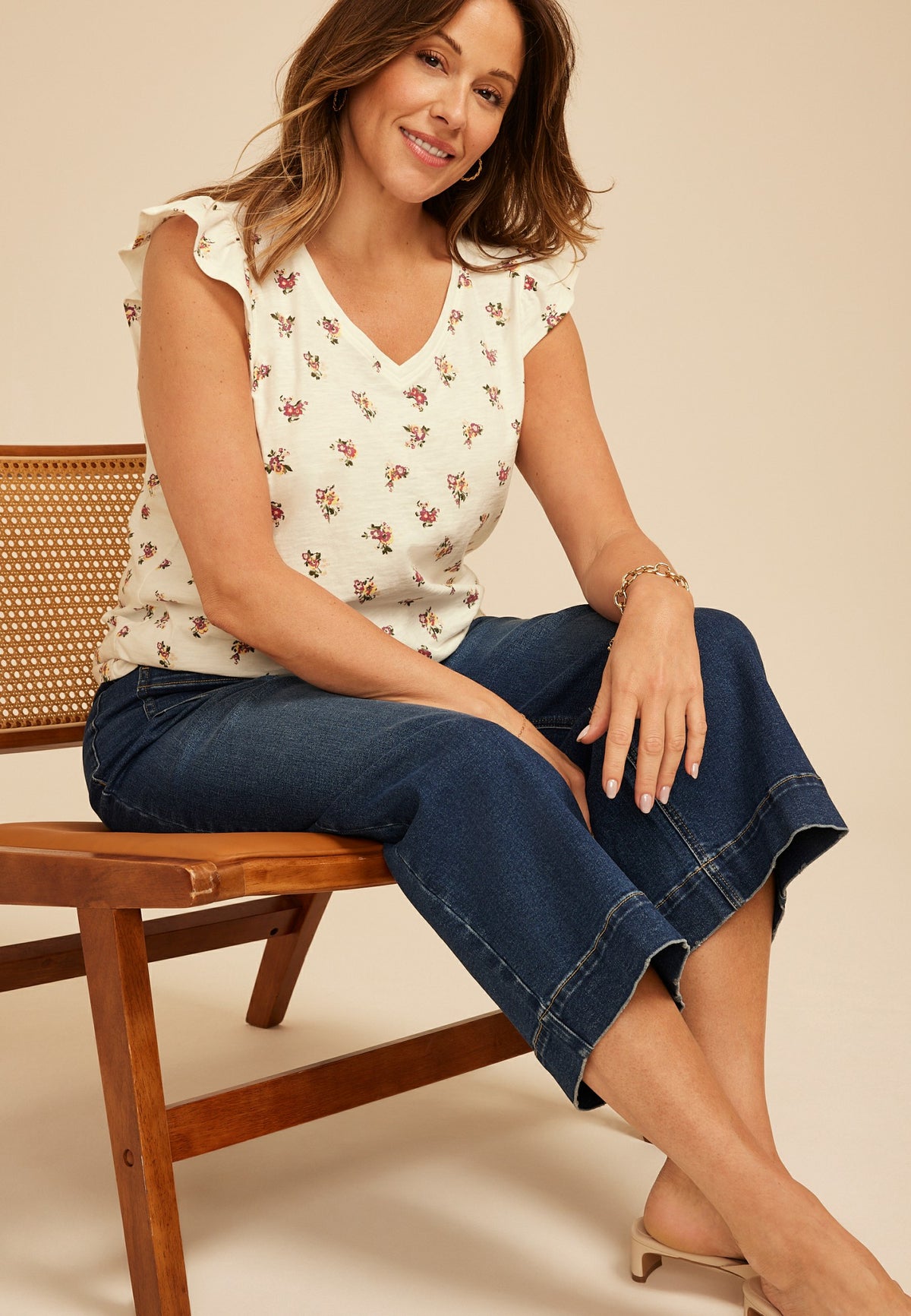 Plus Size Floral V Neck Flutter Sleeve Tee