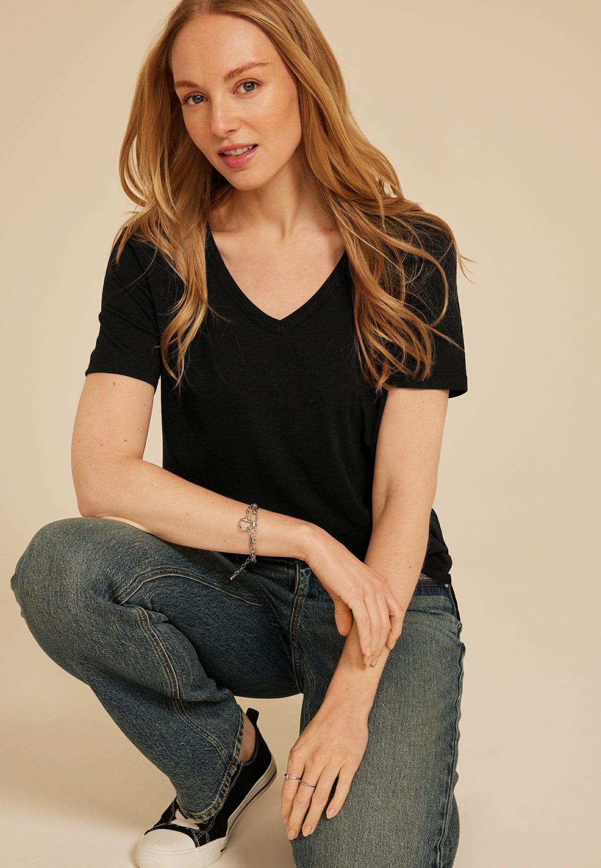 24/7 Dawson V Neck Tee