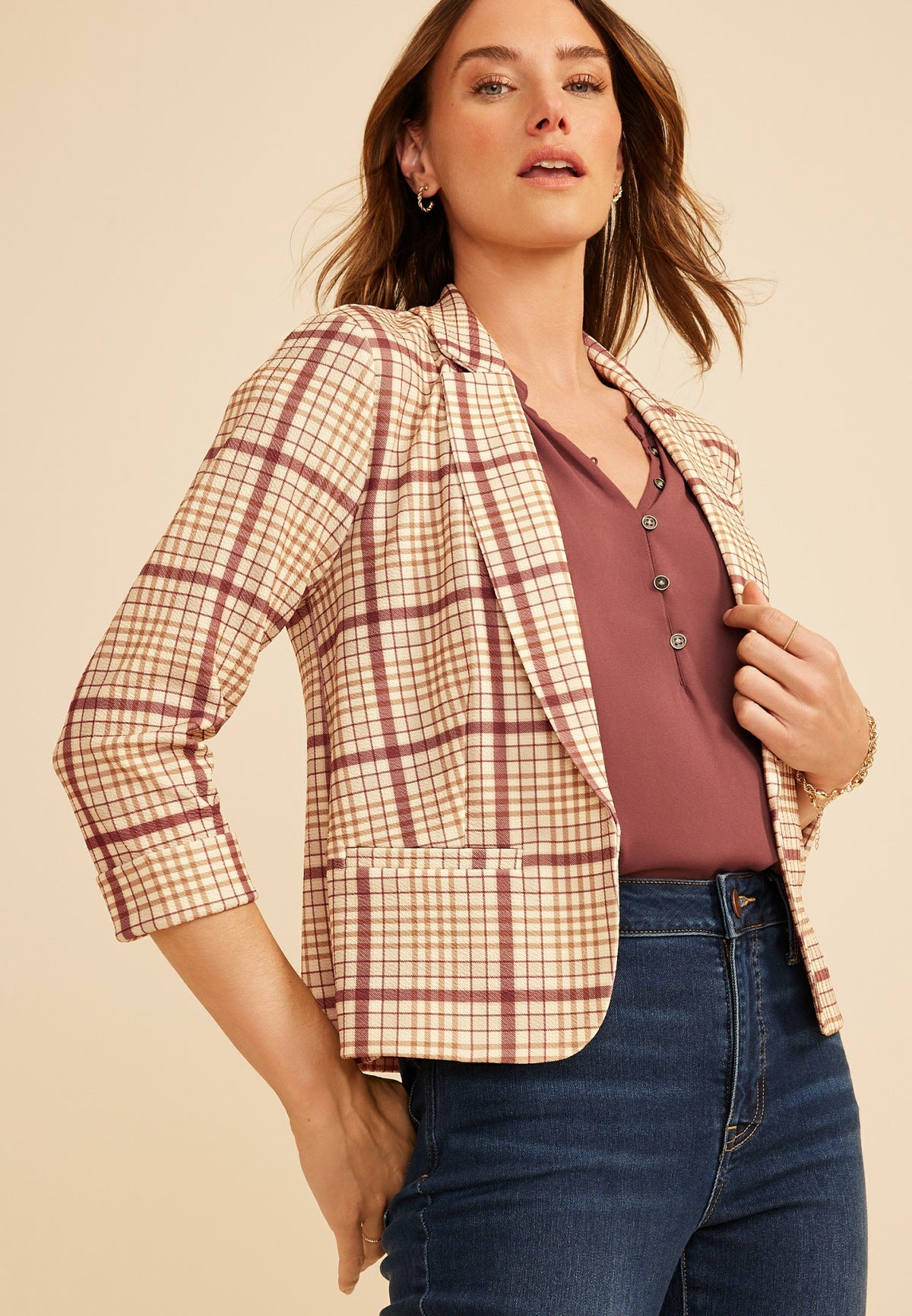 Versa Cropped Plaid Blazer
