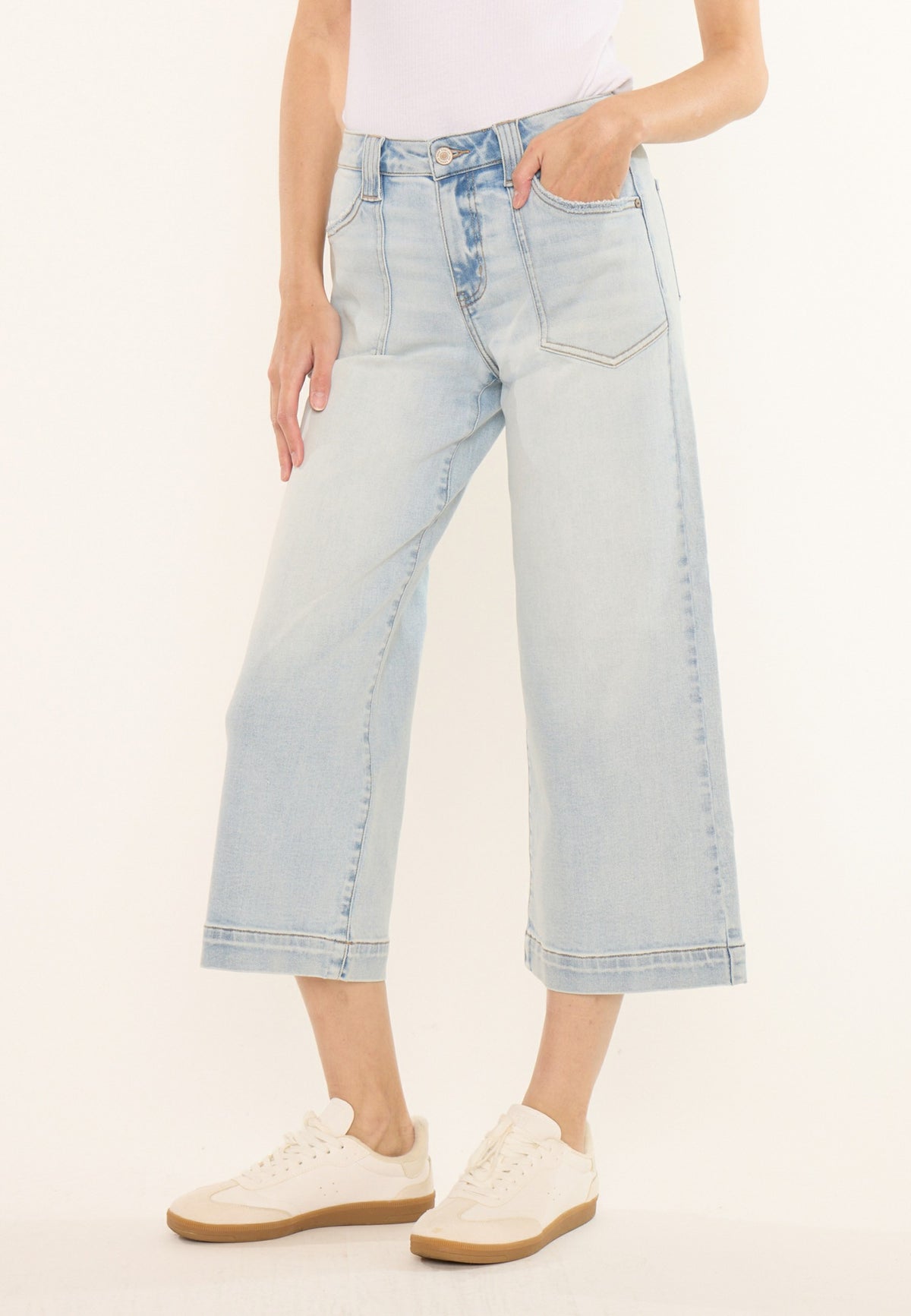 KanCan™ High Rise Patch Pocket Wide Leg Cropped Jean