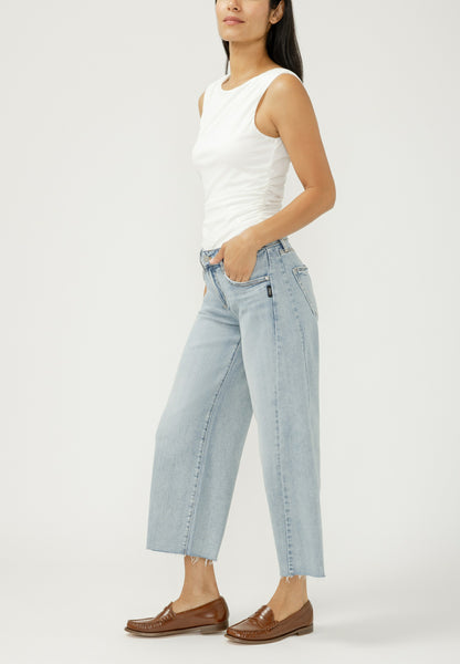 Silver Jeans Co.® Suki Curvy Mid Rise Cropped Wide Leg Jean