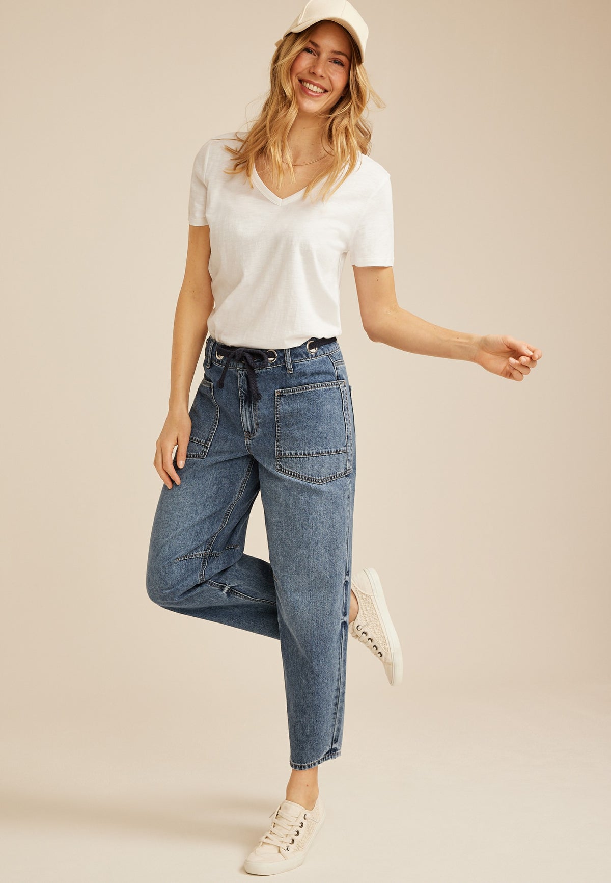 Grommet Waist High Rise Barrel Jean