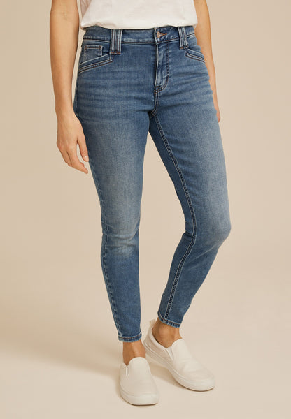 m jeans by maurices™ Cool Comfort High Rise Angled Scoop Pocket Jegging
