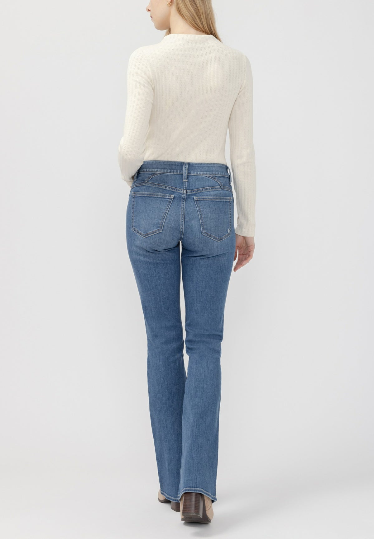 Silver Jeans Co. ® Elyse Curvy Mid Rise Western Pocket Bootcut Jean