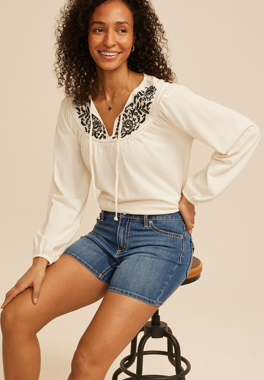 m jeans by maurices™ Mid Rise Thick Stitch Button Flap Pocket 5in Shorts