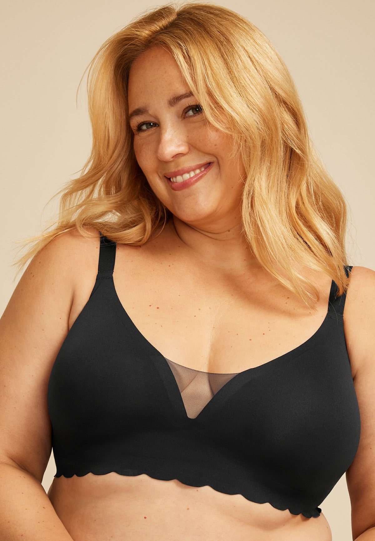 Invisibliss Scalloped Edge Bralette
