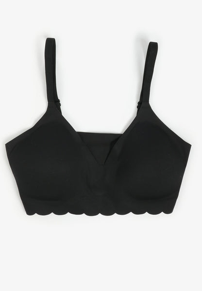 Invisibliss Scalloped Edge Bralette