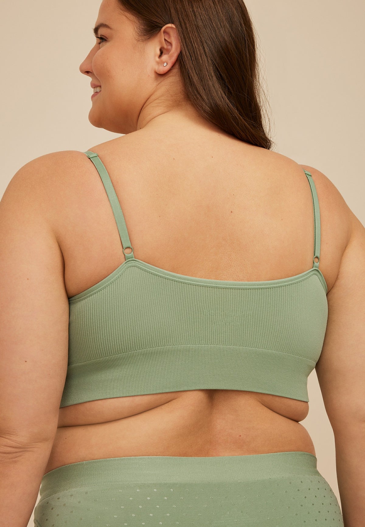 True Stretch Seamless V Neck Lace Trim Bralette