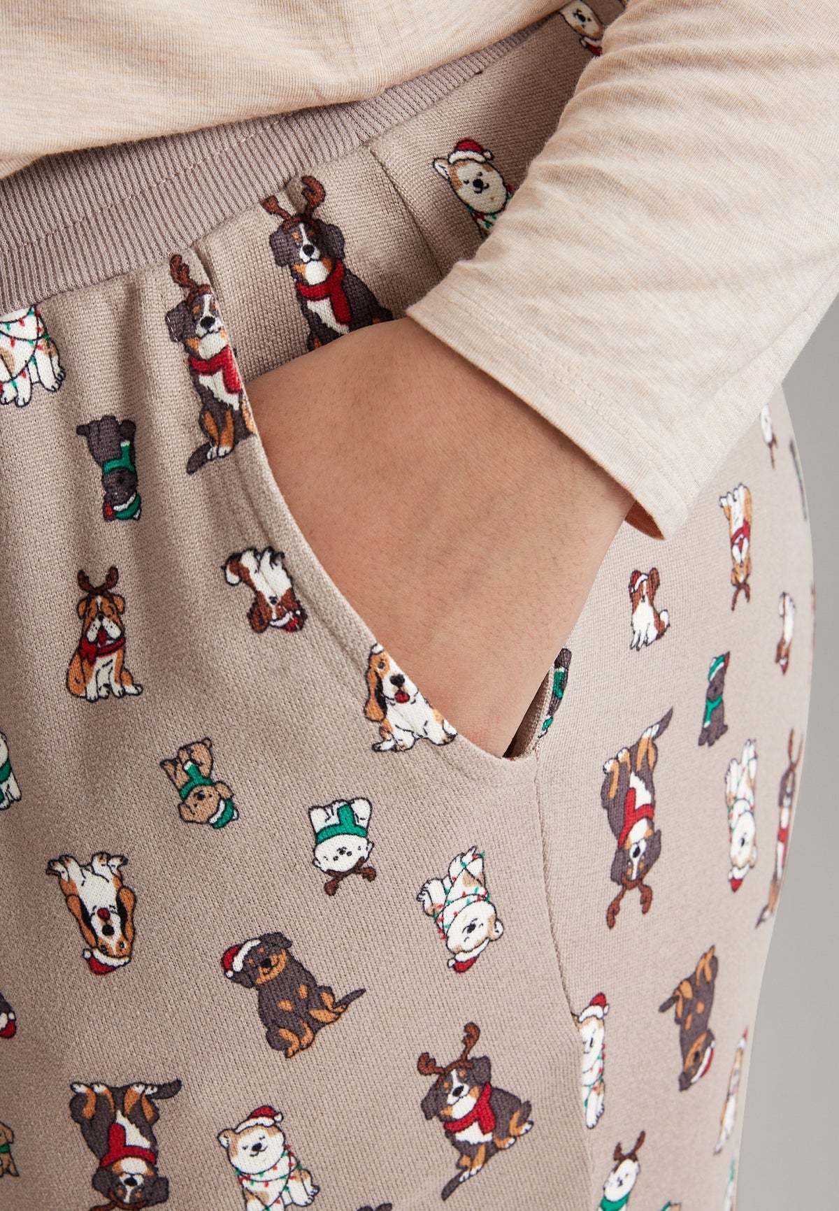 Plus Size Festive Dogs Hacci Jogger Pajama Set
