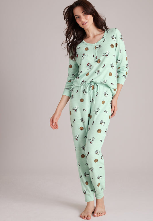 Snoopy Holiday Hacci Pajama Set