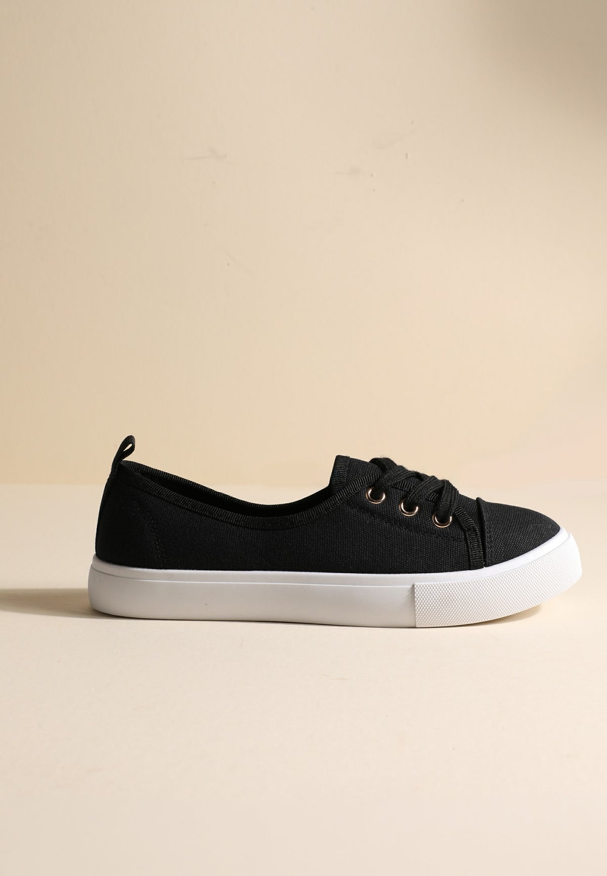 SuperCush Canvas Lace Up Sneakers