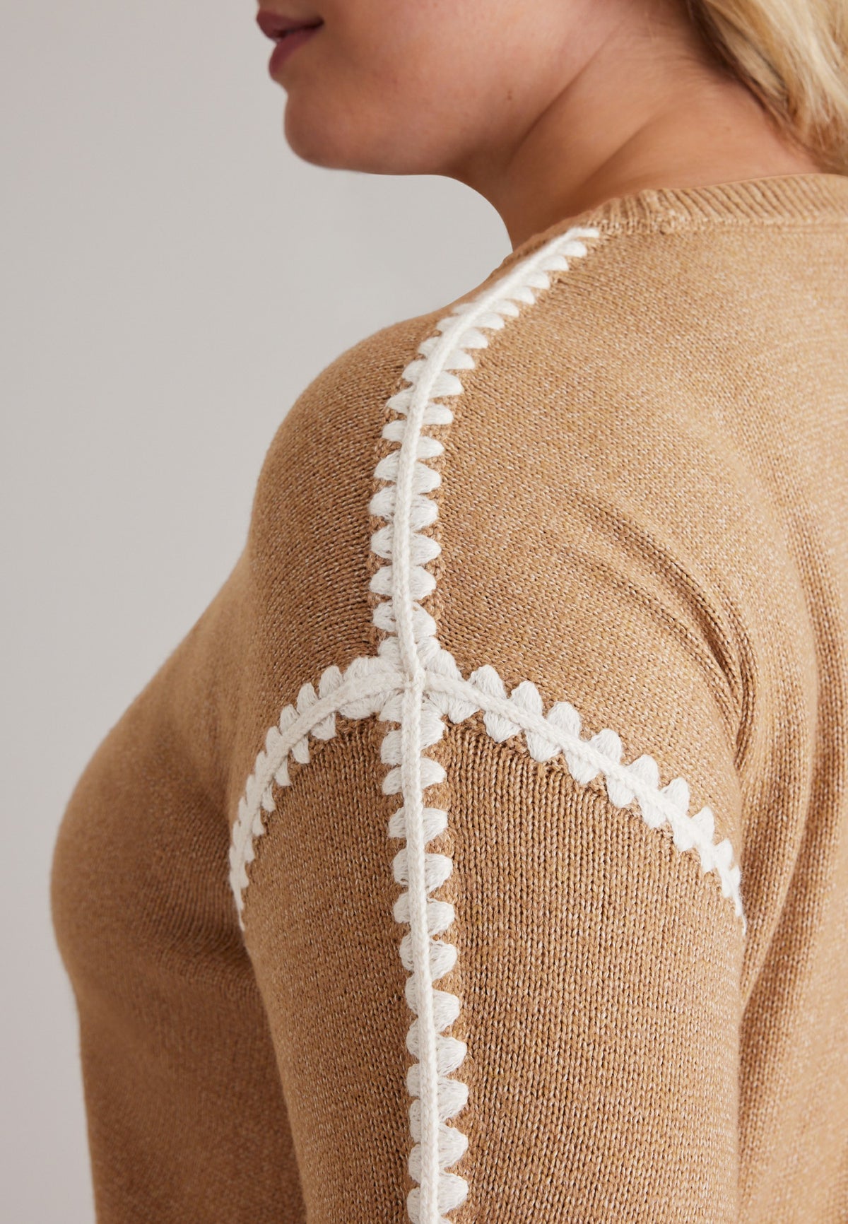 Plus Size Contrast Stitch Sleeve Sweater