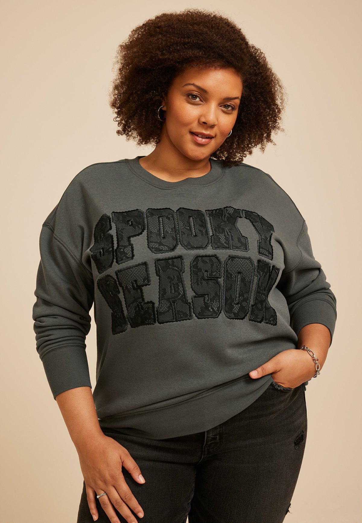 Plus Size Spooky Season Lace Sweatshirt