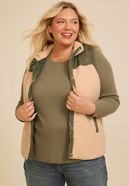 Plus Size Snap Front Sherpa Vest