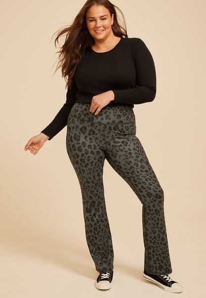 Plus Size High Rise Animal Print Flare Leggings