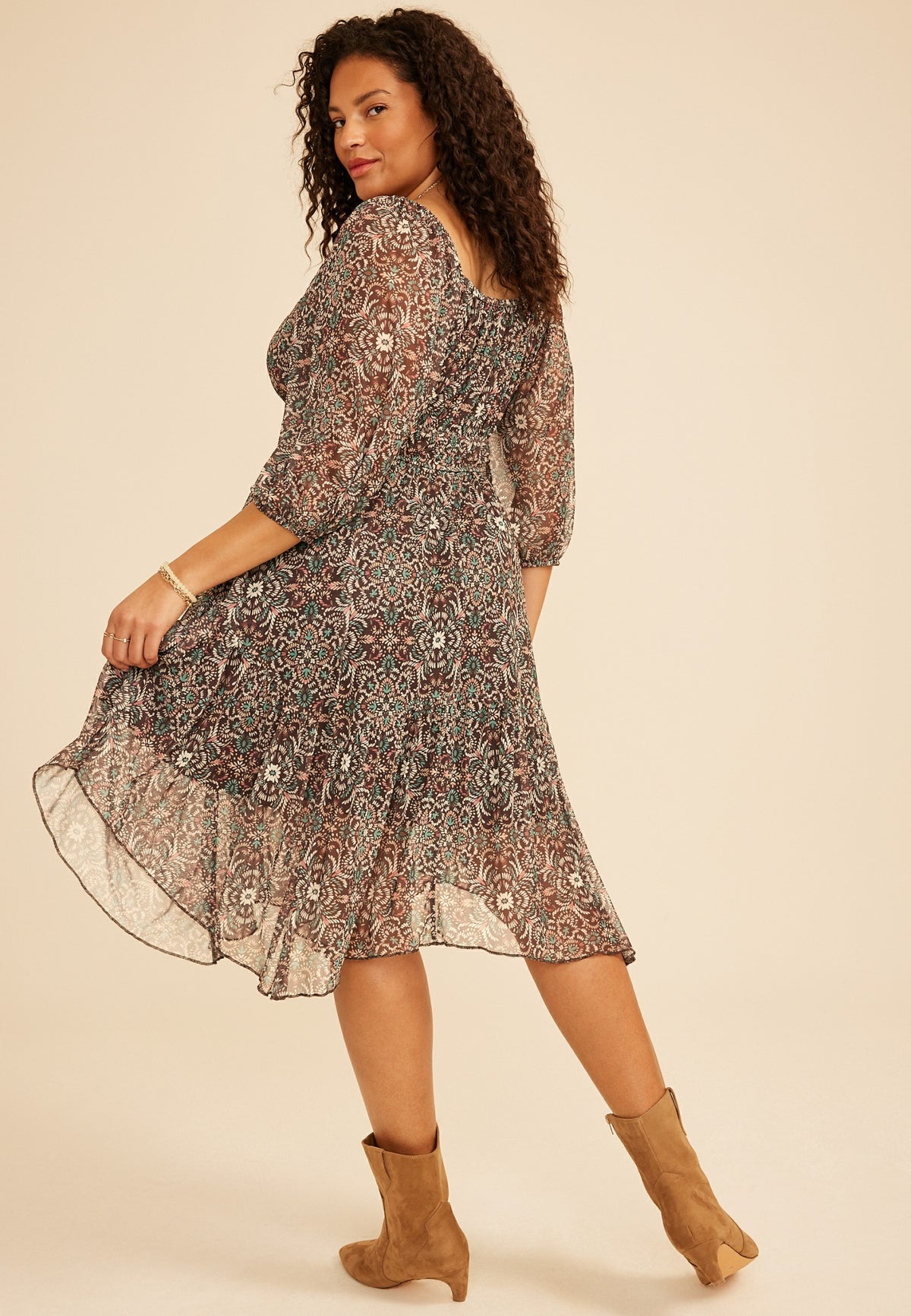 Plus Size Floral Mesh Hanky Hem Midi Dress