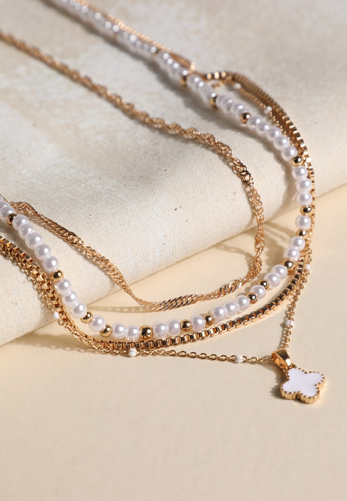 Faux Pearl Clover Charm Layered Necklace