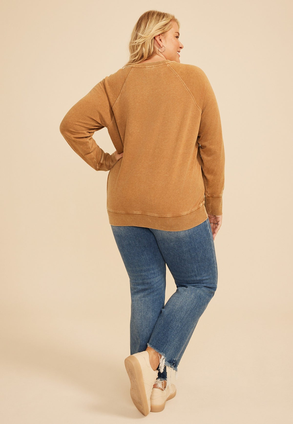 Plus Size No Tricks Just Treats Halloween Graphic Sweatshirt