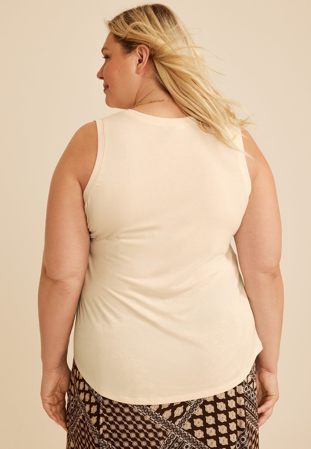 Plus Size Satin Front V Neck Tank Top