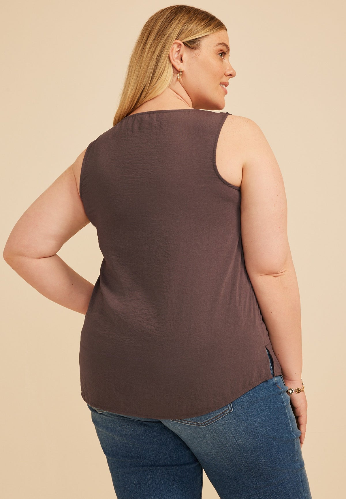 Plus Size Ruffle Trim V Neck Tank Top