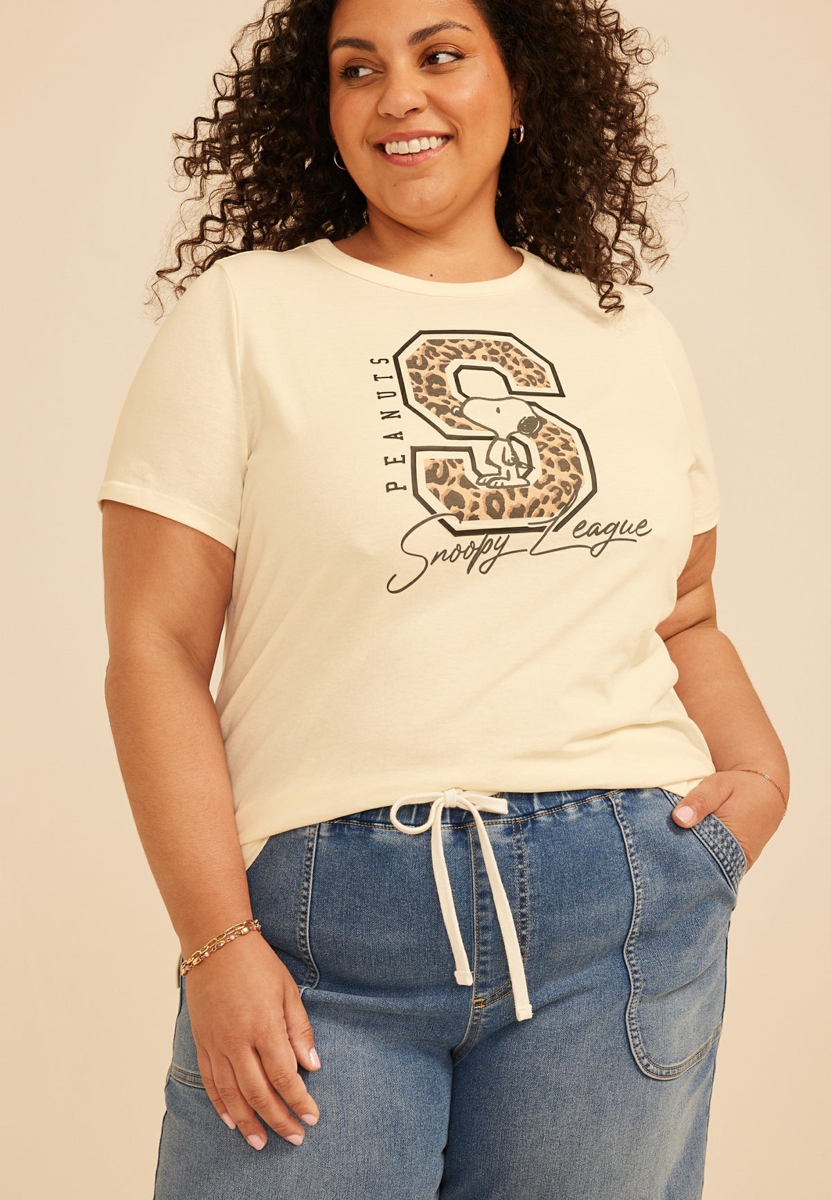 Plus Size Peanuts Snoopy League Classic Fit Graphic Tee