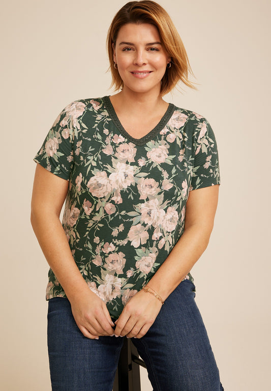Plus Size Floral Crochet Trim V Neck Tee