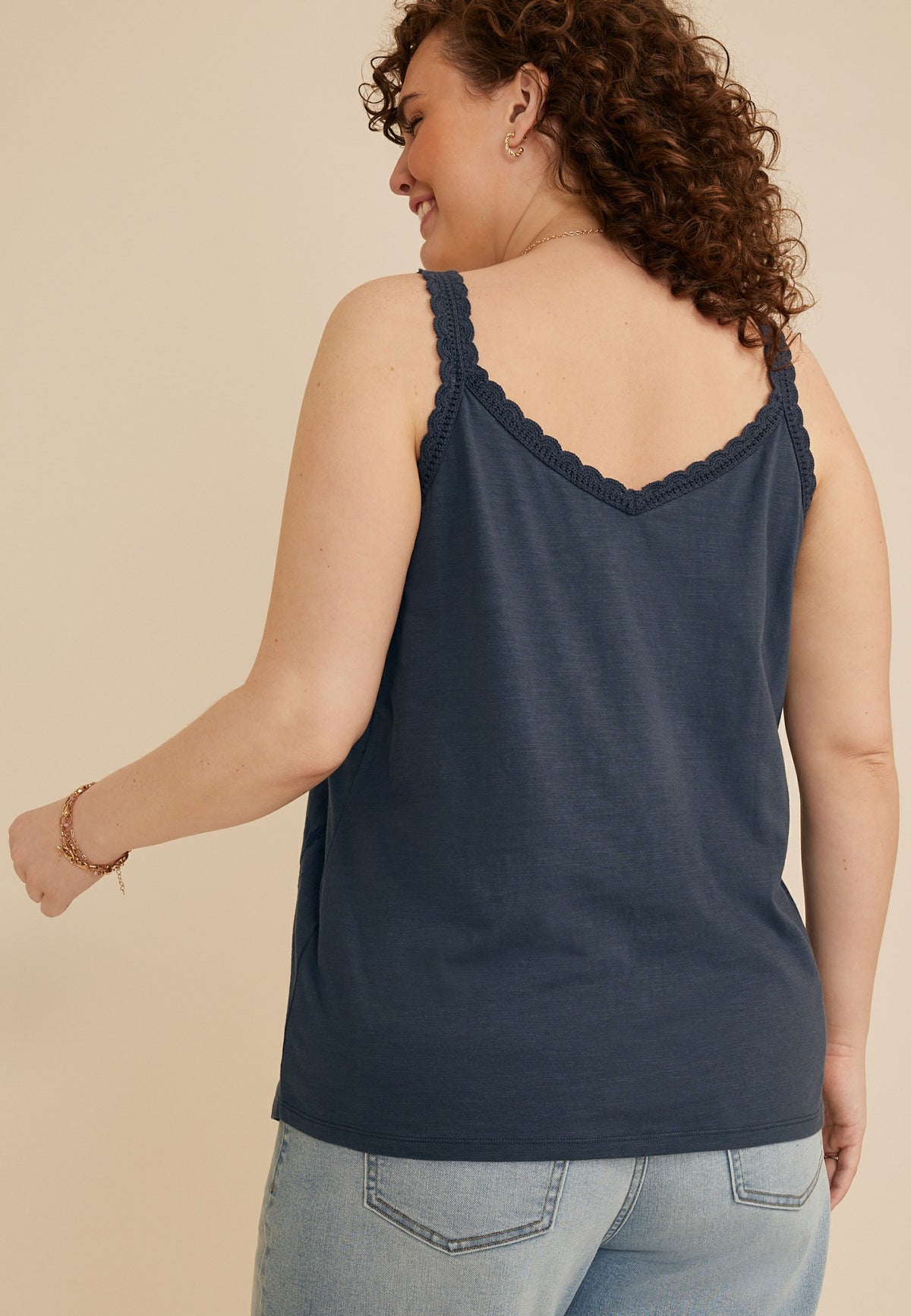 Plus Size Embroidered Scalloped Trim Tank Top