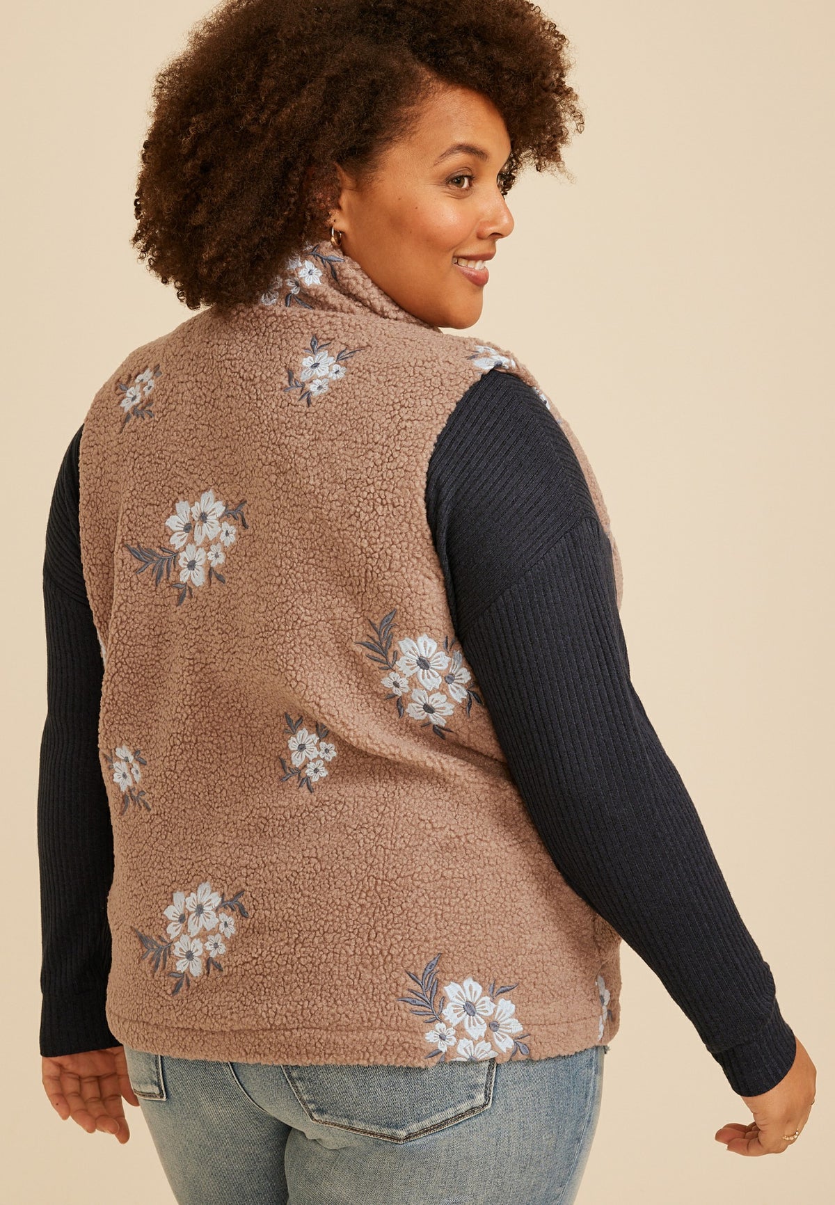 Plus Size Floral Embroidered Sherpa Vest