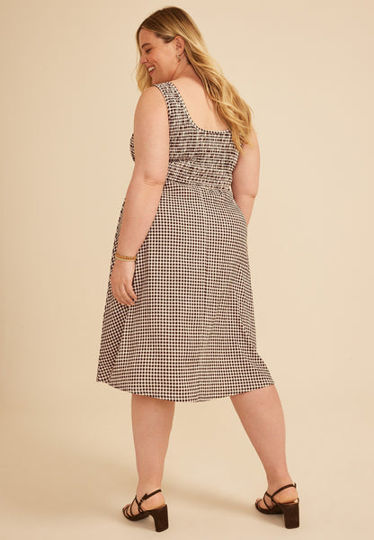 Plus Size Bare Scoop Neck Smocked Midi Dress