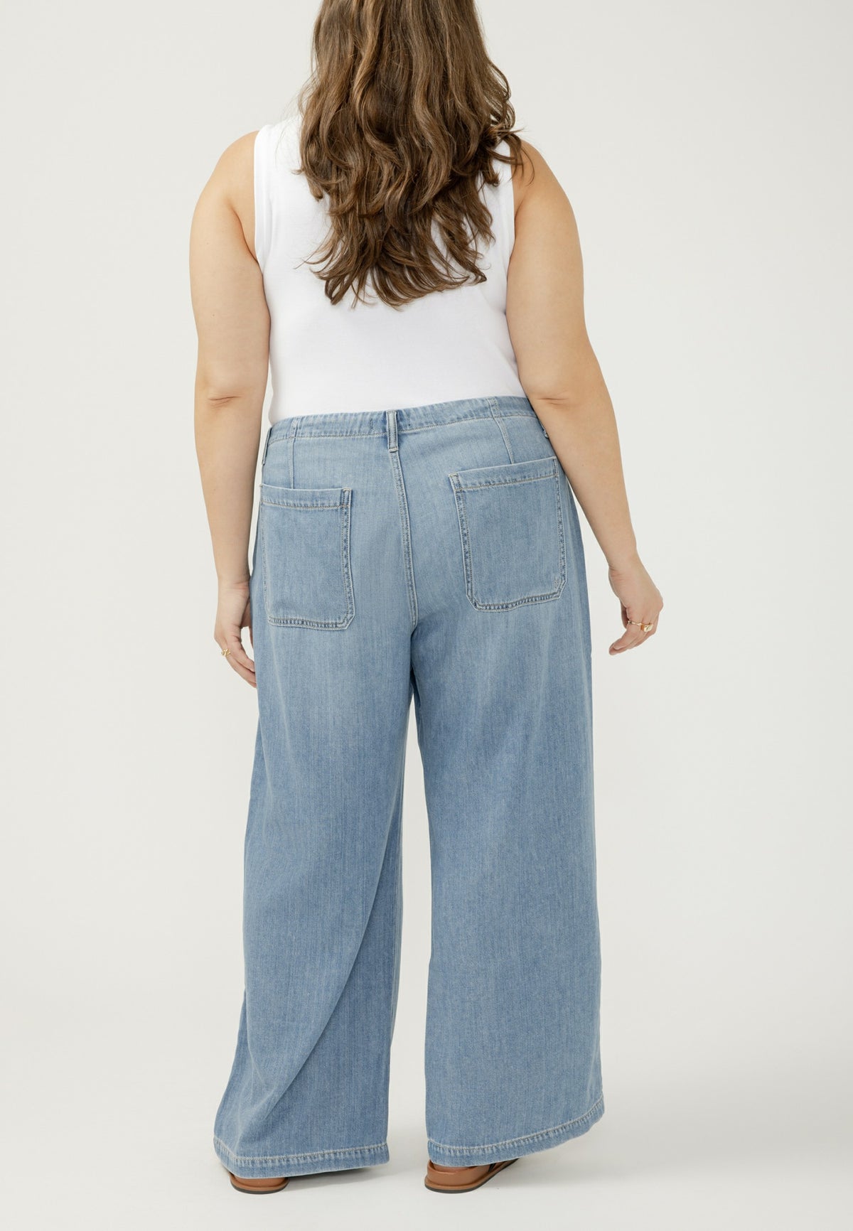 Plus Size Silver Jeans Co.® Mid Rise Soft Wide Leg Beach Pant