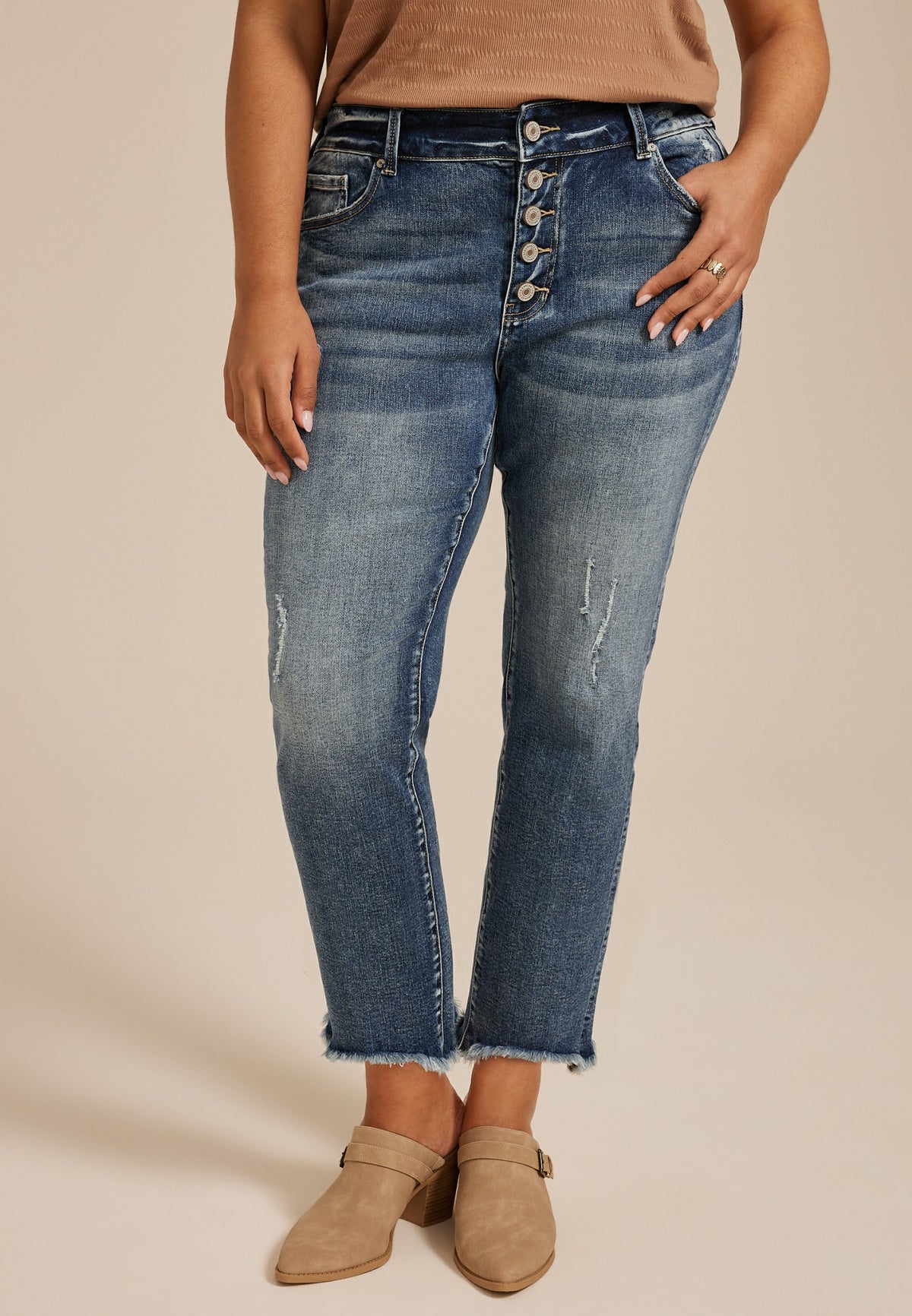 Plus Size KanCan™ High Rise Fray Hem Button Fly Capri