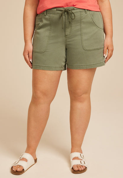 Plus Size High Rise Stretch Twill Cargo 5.5in Short