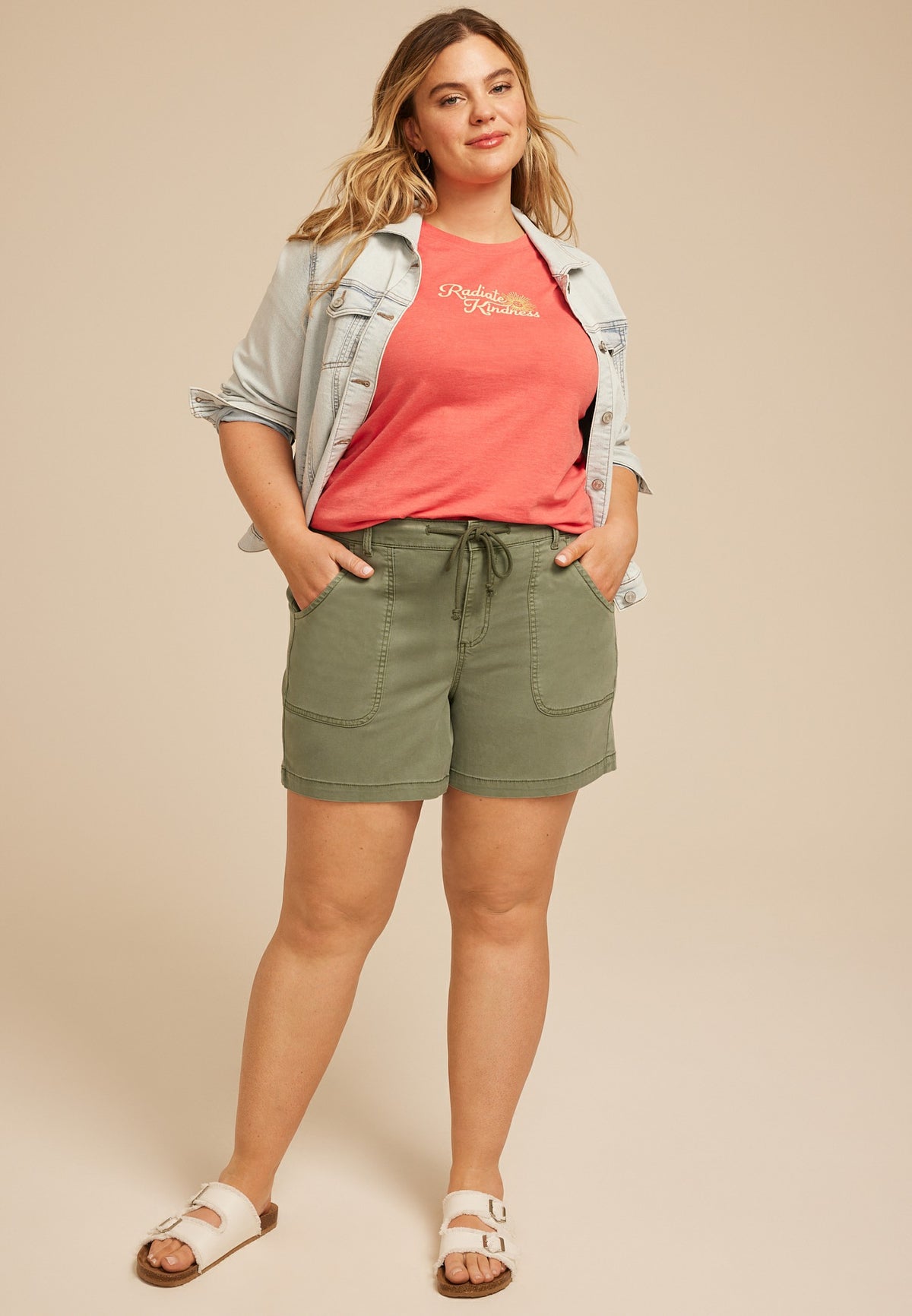 Plus Size High Rise Stretch Twill Cargo 5.5in Short